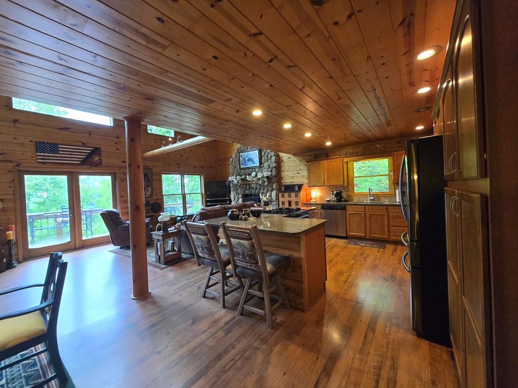 415713 Blairsville Residential