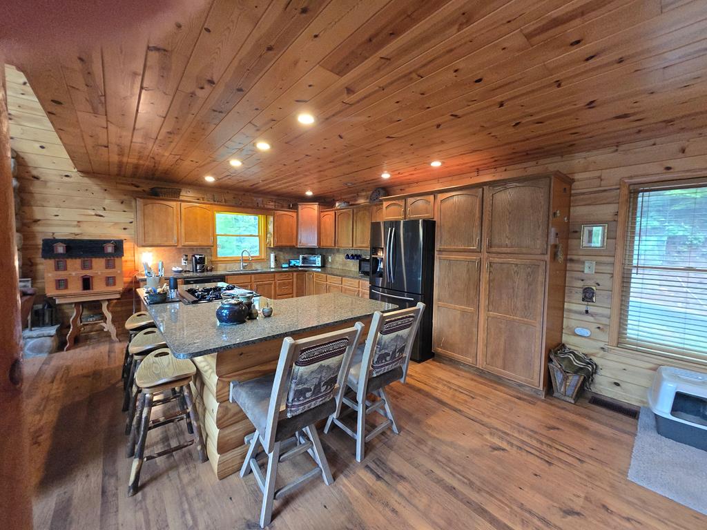 415713 Blairsville Residential