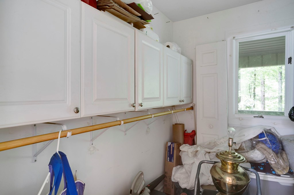 415721 Hayesville Residential
