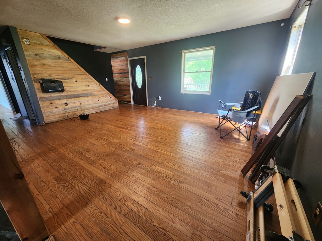 415722 Andrews Residential