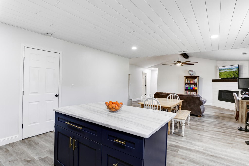 415725 Hayesville Residential