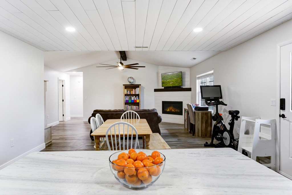 415725 Hayesville Residential