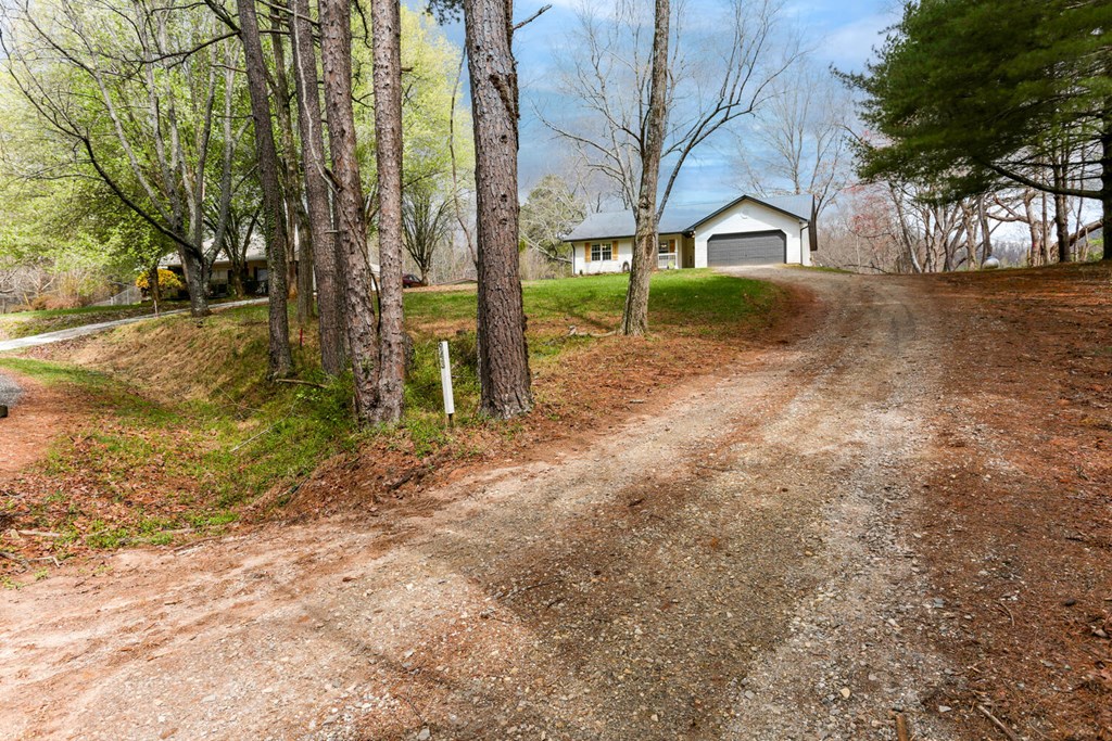415725 Hayesville Residential