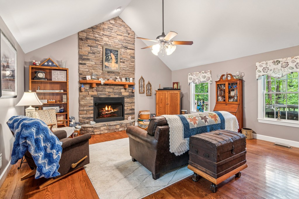 415727 Ellijay Residential