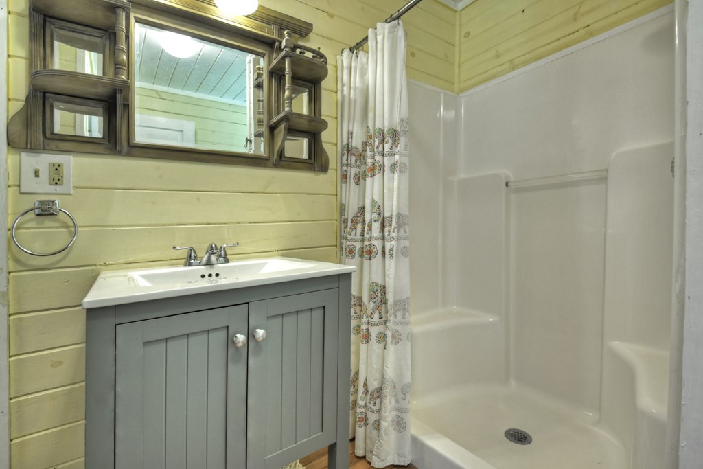 415740 Morganton Residential