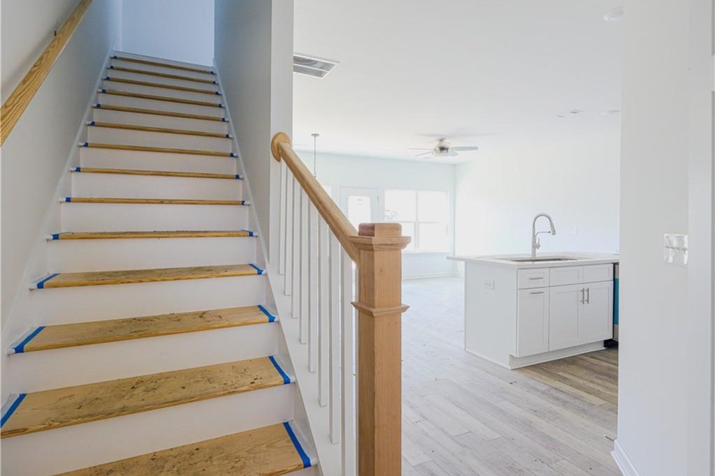 415749 Fairmont Residential