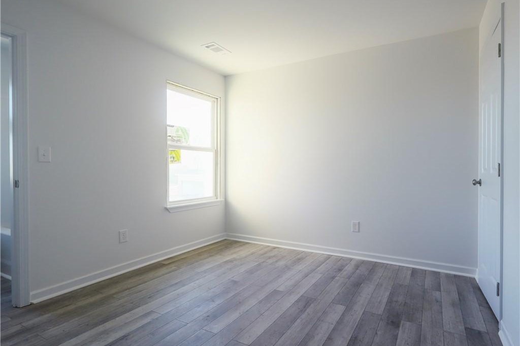 415751 Fairmont Residential