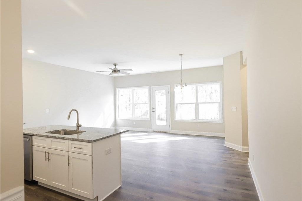 415754 Jasper Residential