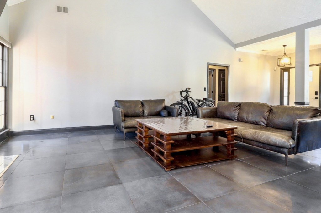415755 Kennesaw Residential