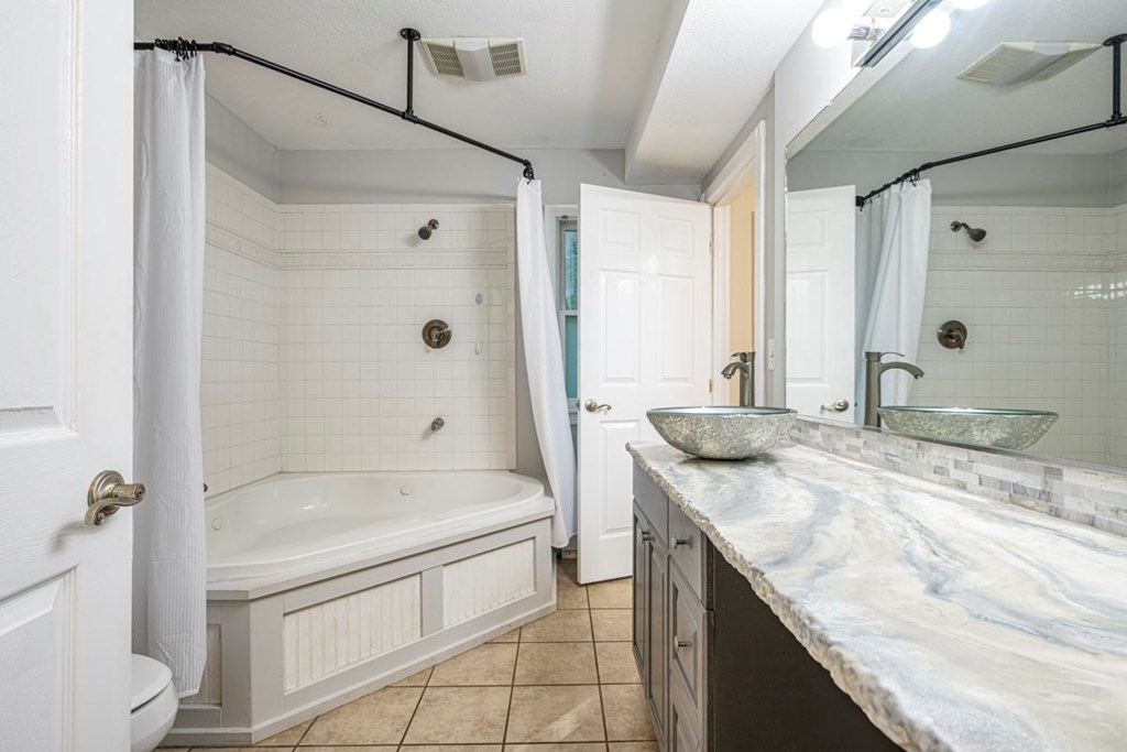 415761 Epworth Residential