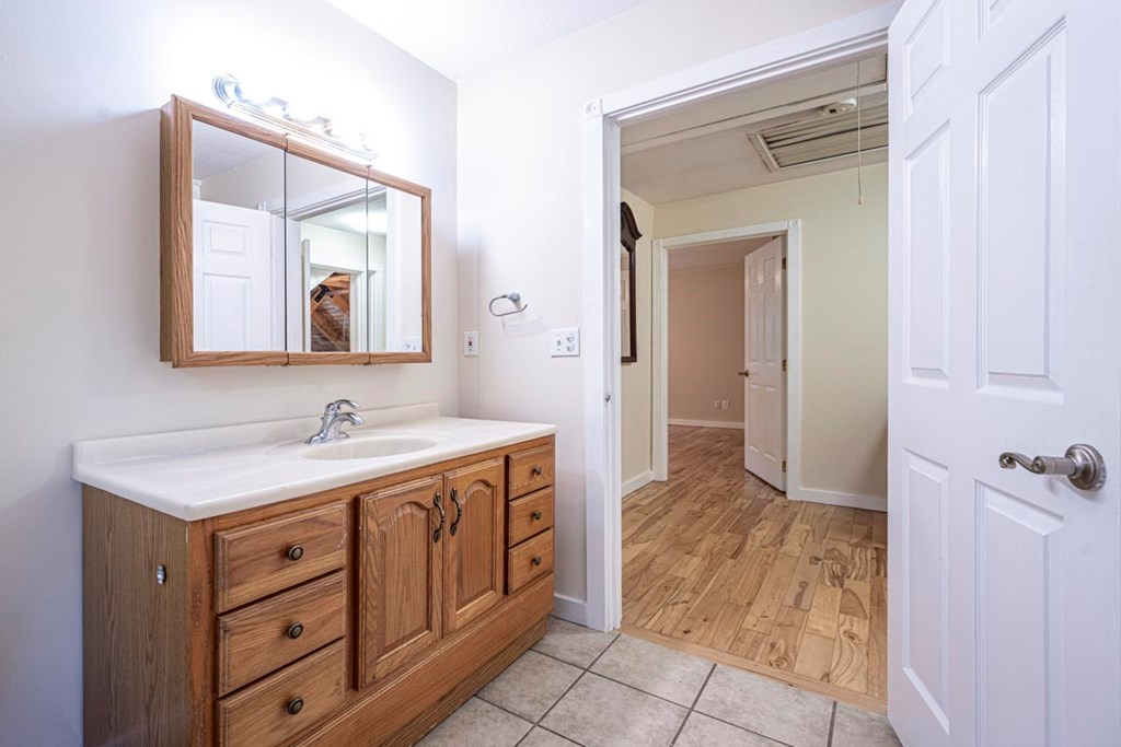 415761 Epworth Residential