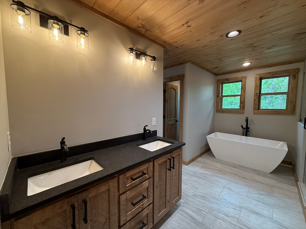 415764 Ellijay Residential