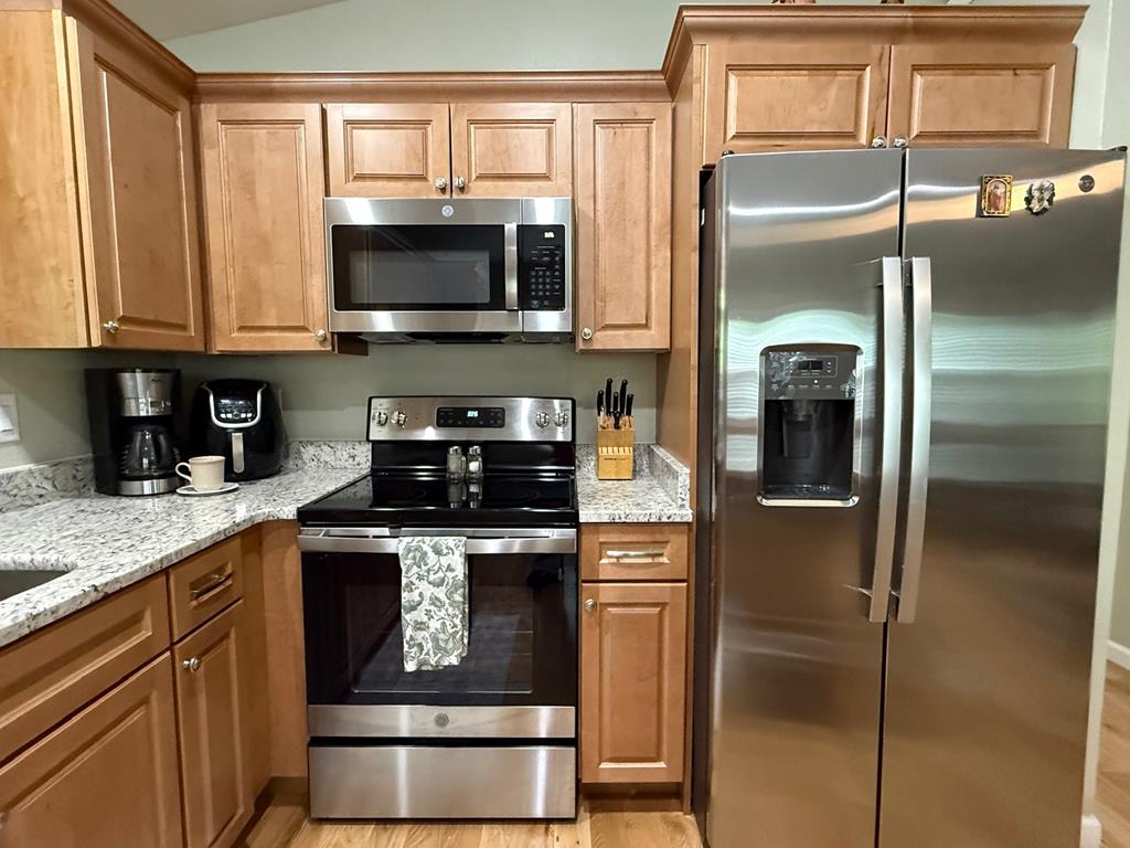 415769 Murphy Residential