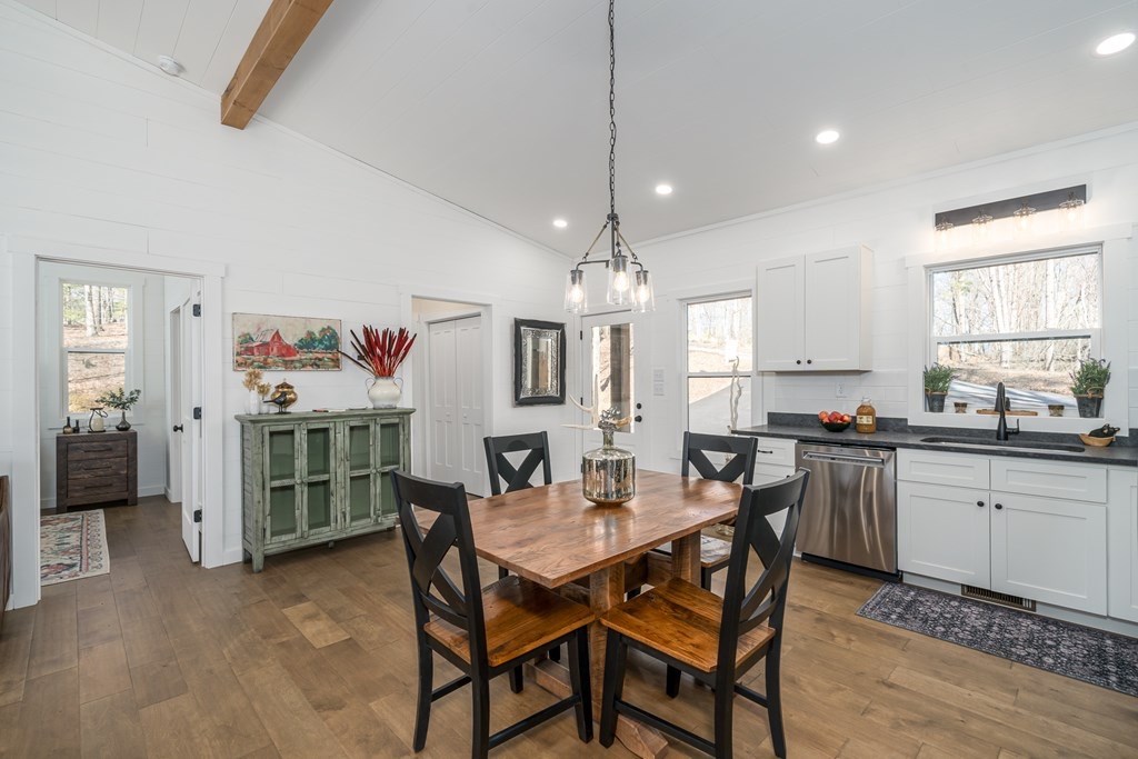 415784 Morganton Residential