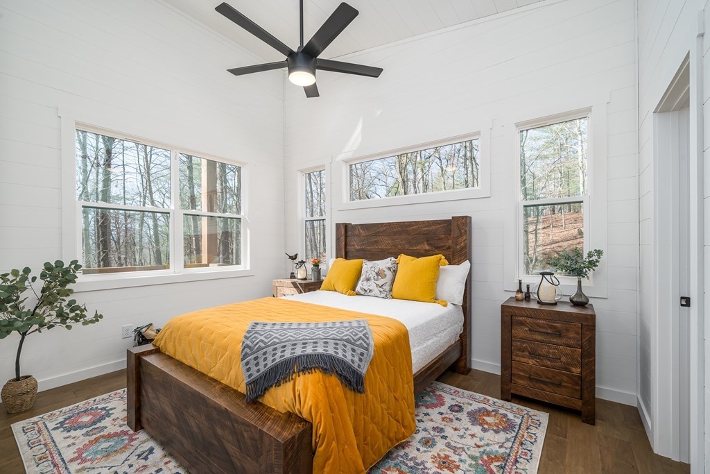 415784 Morganton Residential