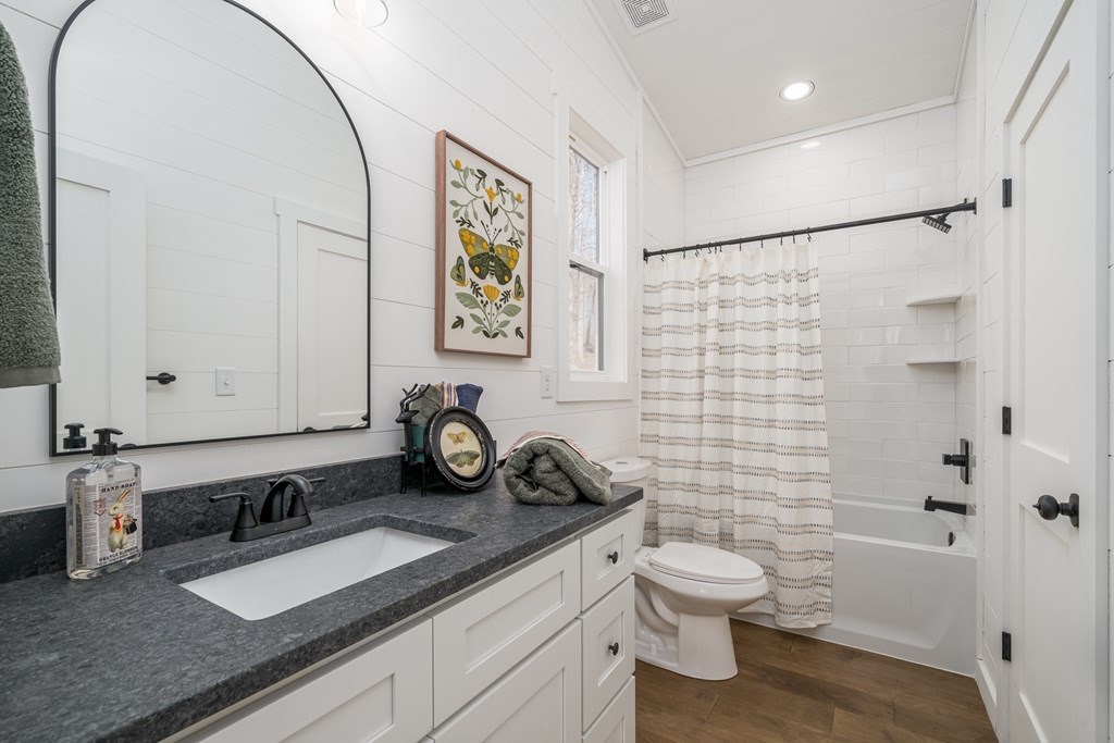415784 Morganton Residential