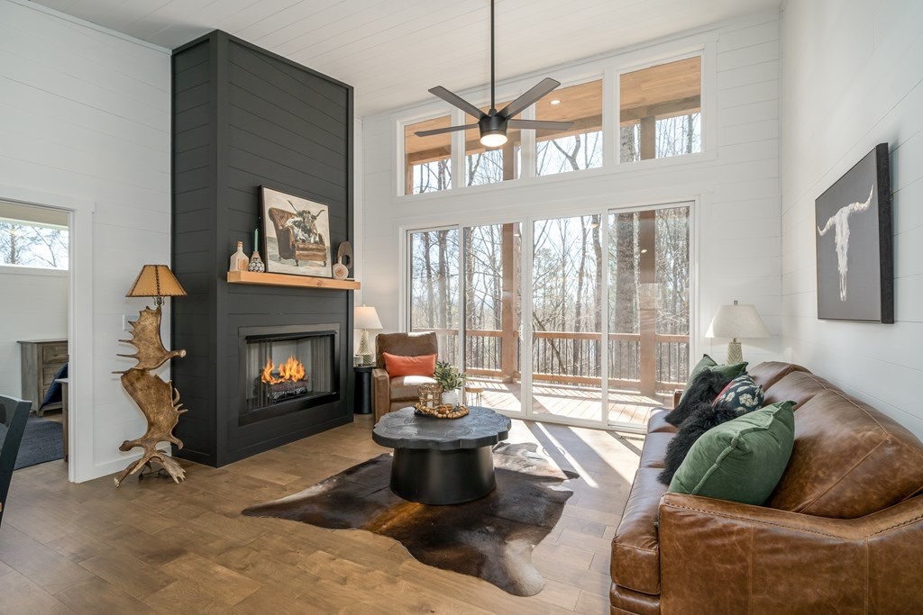 415784 Morganton Residential