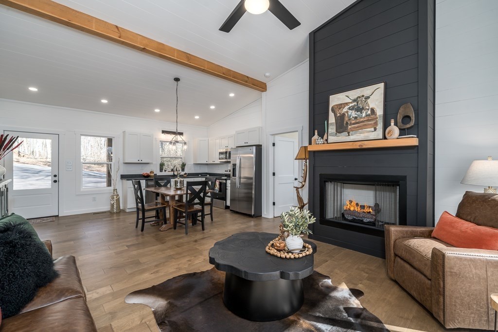 415784 Morganton Residential