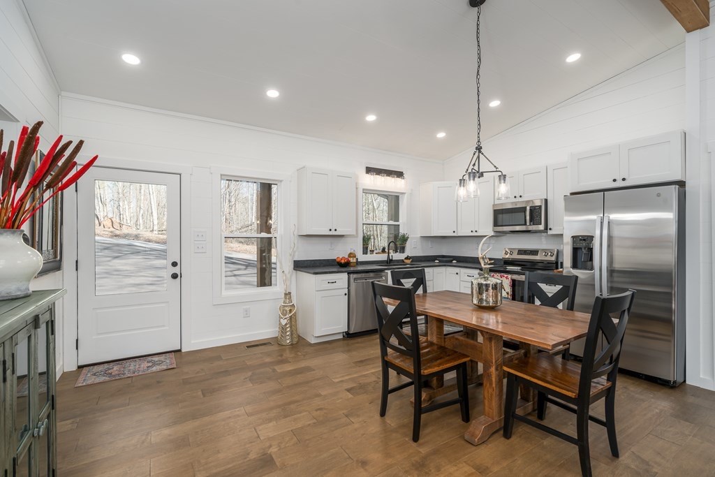 415784 Morganton Residential