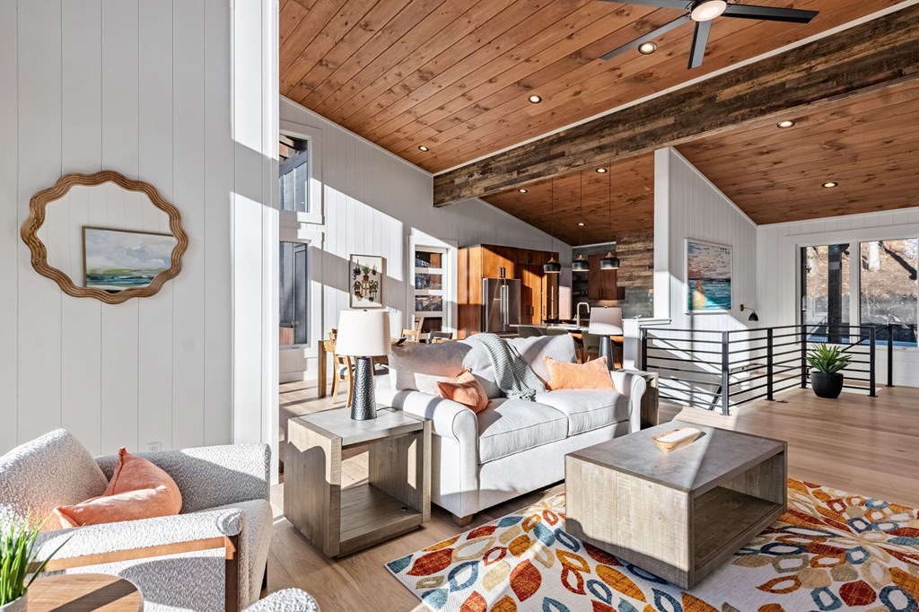 415786 Blue Ridge Residential