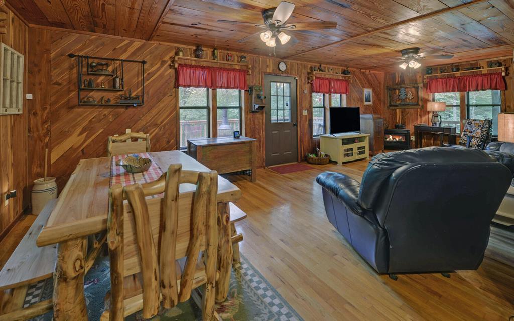 415800 Murphy Residential