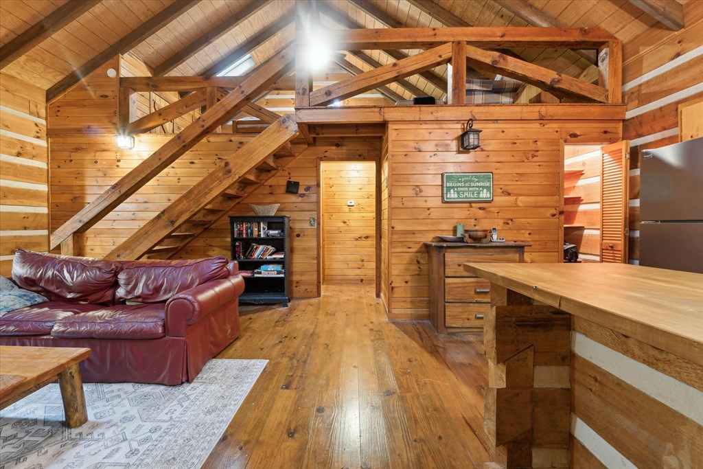 415808 Blue Ridge Residential