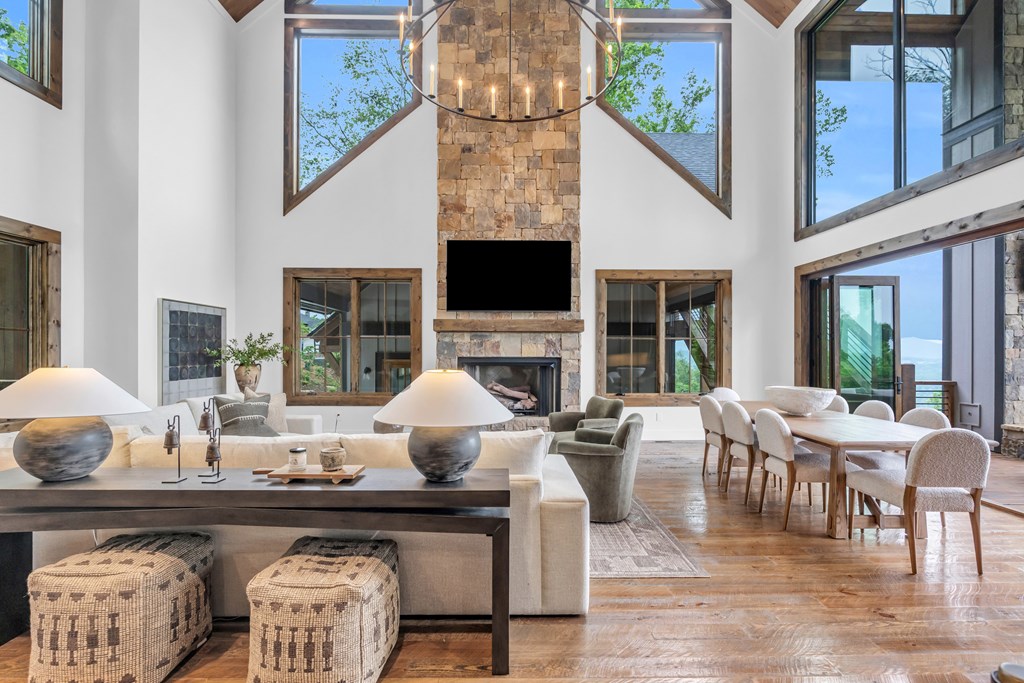 415809 Blue Ridge Residential