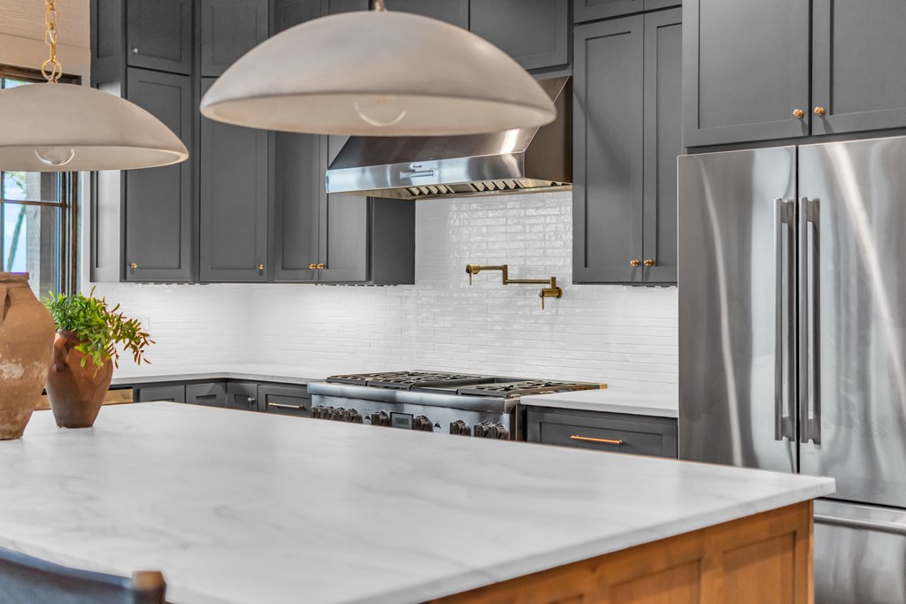 415809 Blue Ridge Residential