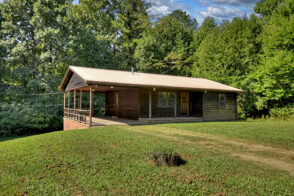 415811 McCaysville Residential