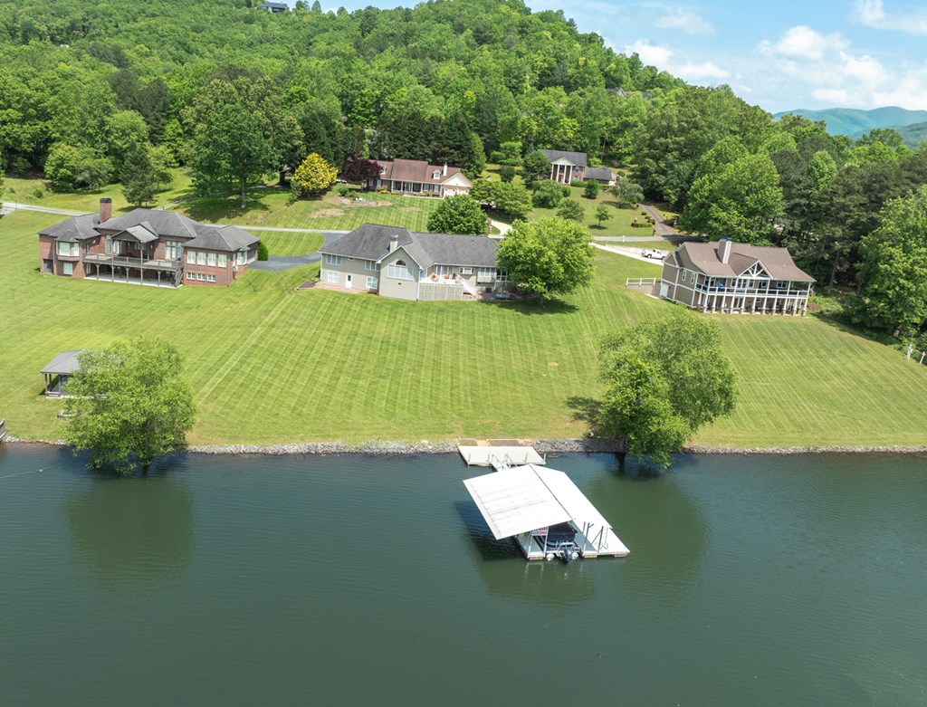 415823 Hiawassee Residential