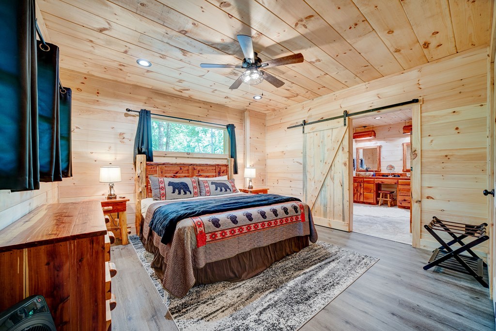 415829 Mineral Bluff Residential