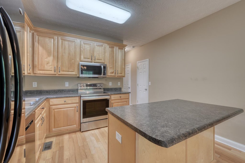 415831 Blairsville Residential