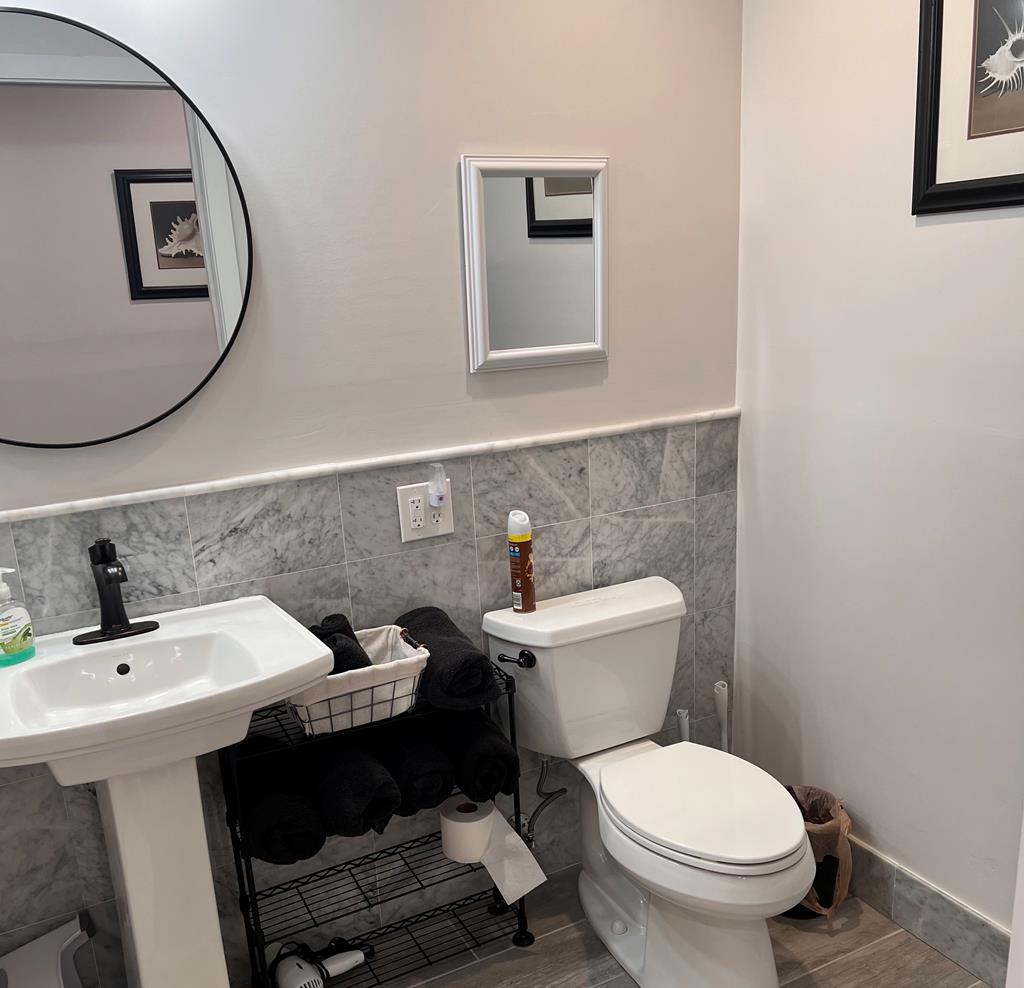 415832 Young Harris Residential
