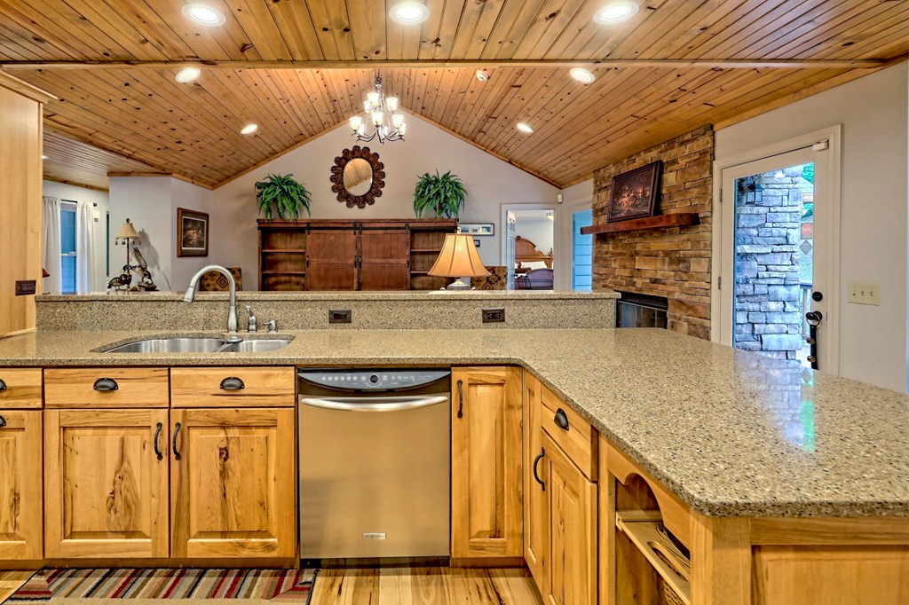 415834 Hiawassee Residential