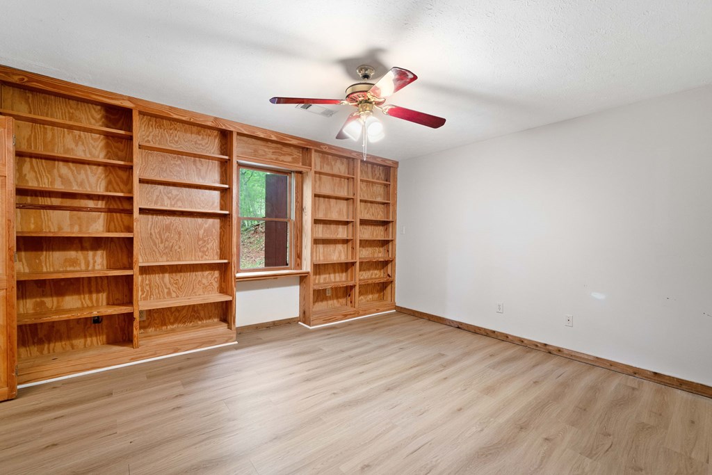 415837 Jasper Residential