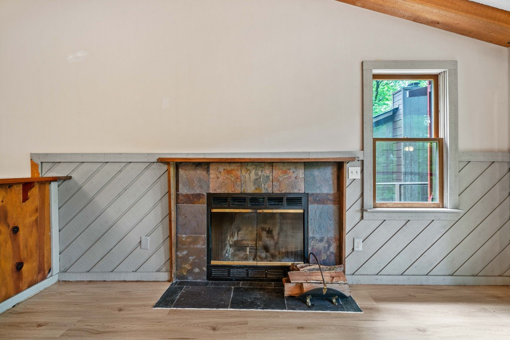 415837 Jasper Residential