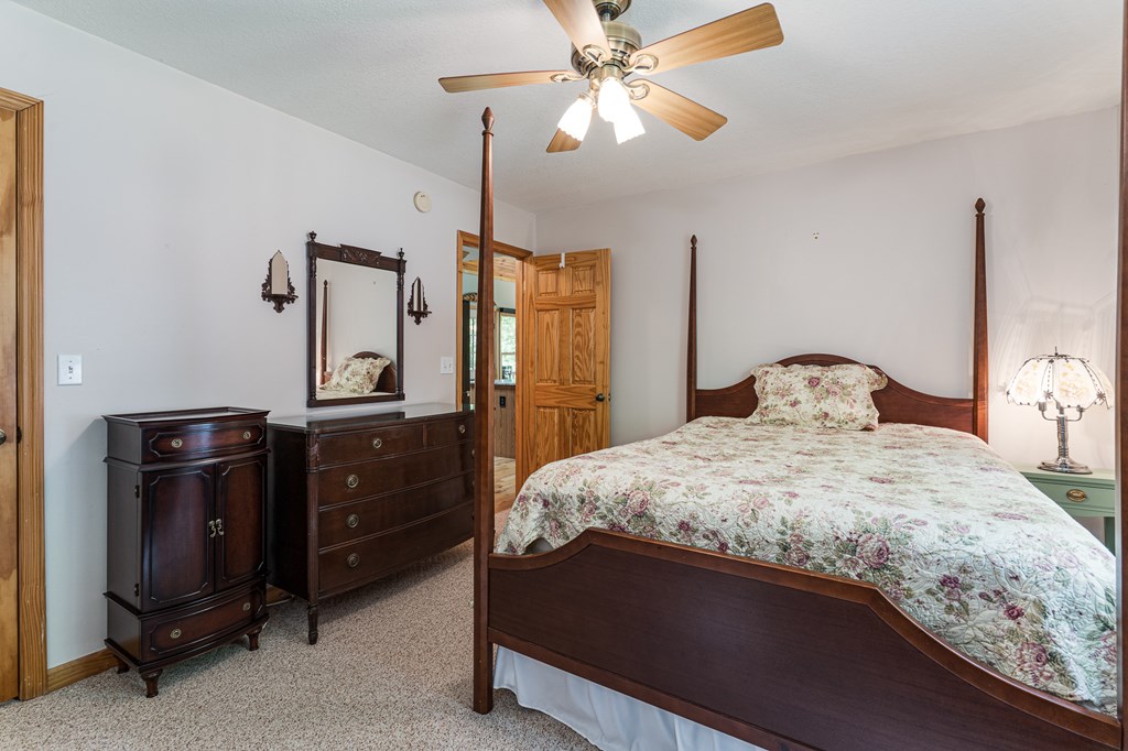 415839 Murphy Residential