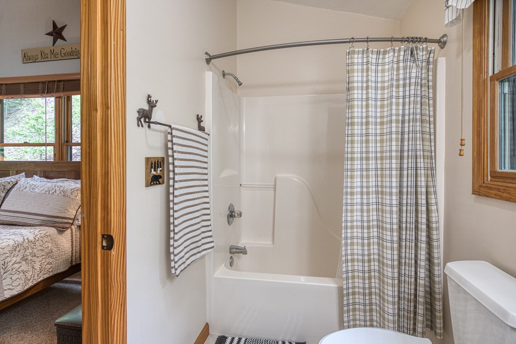 415839 Murphy Residential
