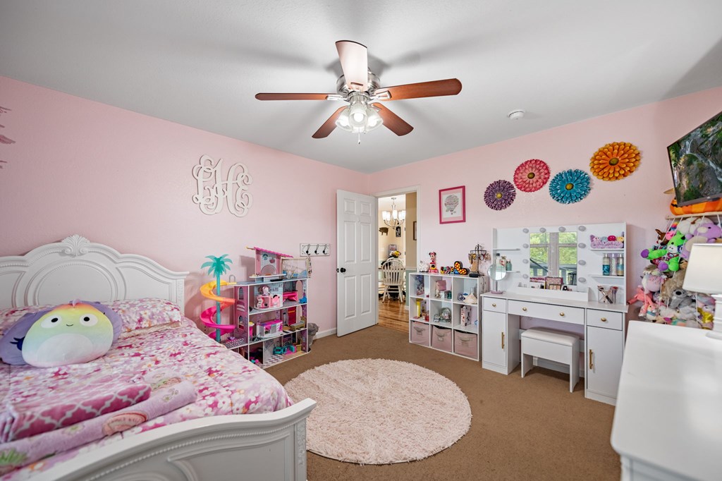 415841 Mineral Bluff Residential
