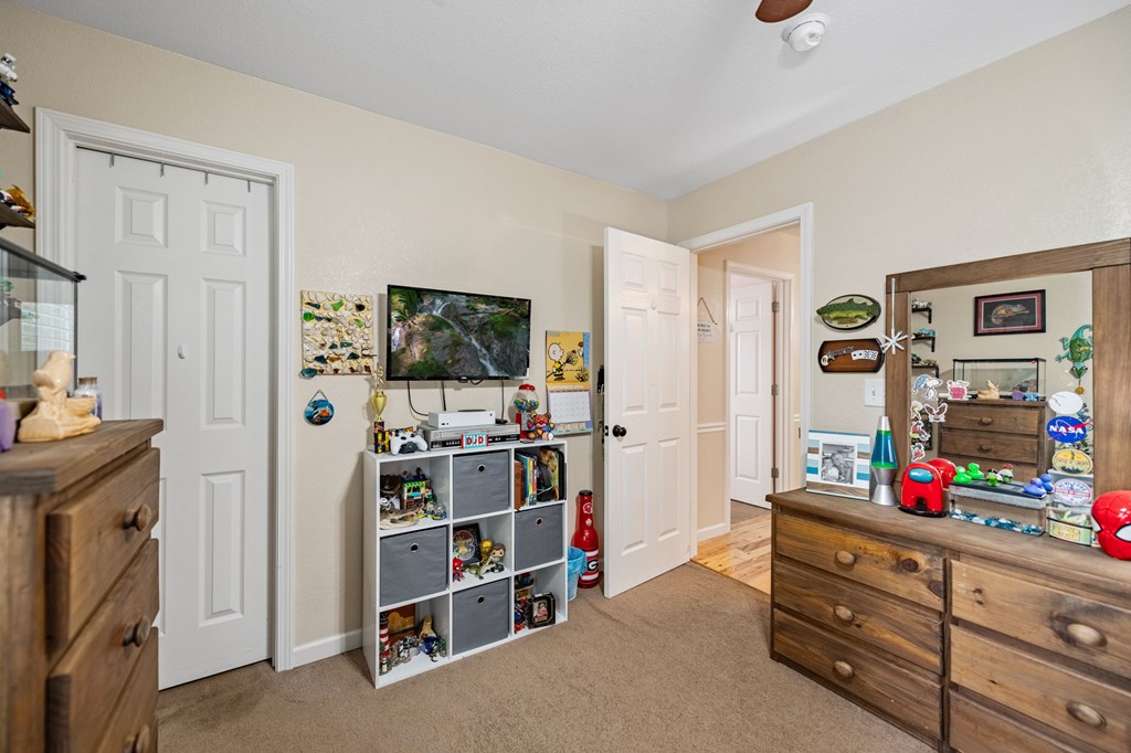 415841 Mineral Bluff Residential