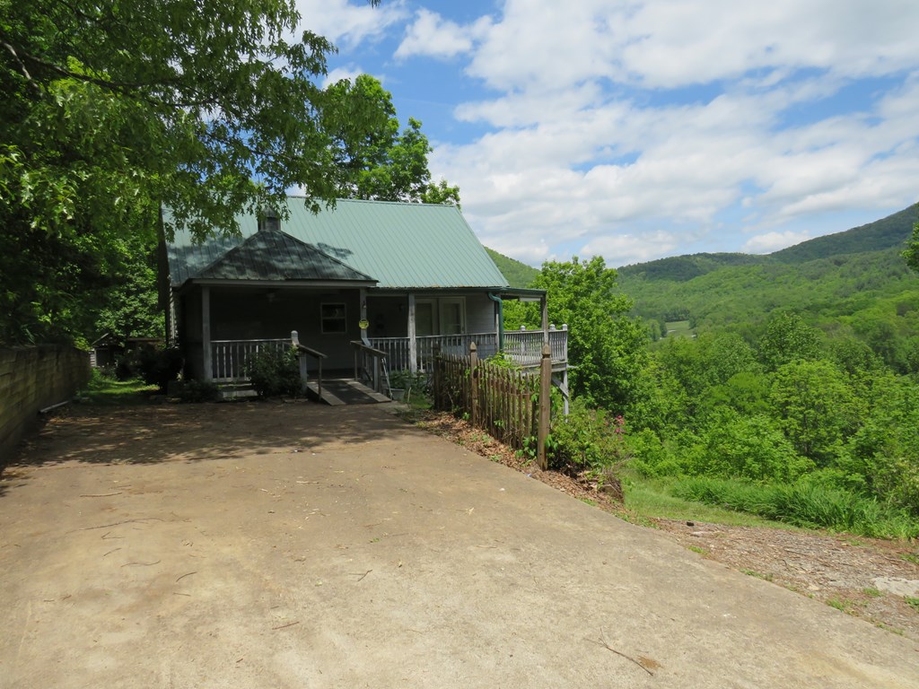415843 Hiawassee Residential