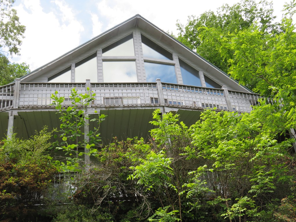 415843 Hiawassee Residential