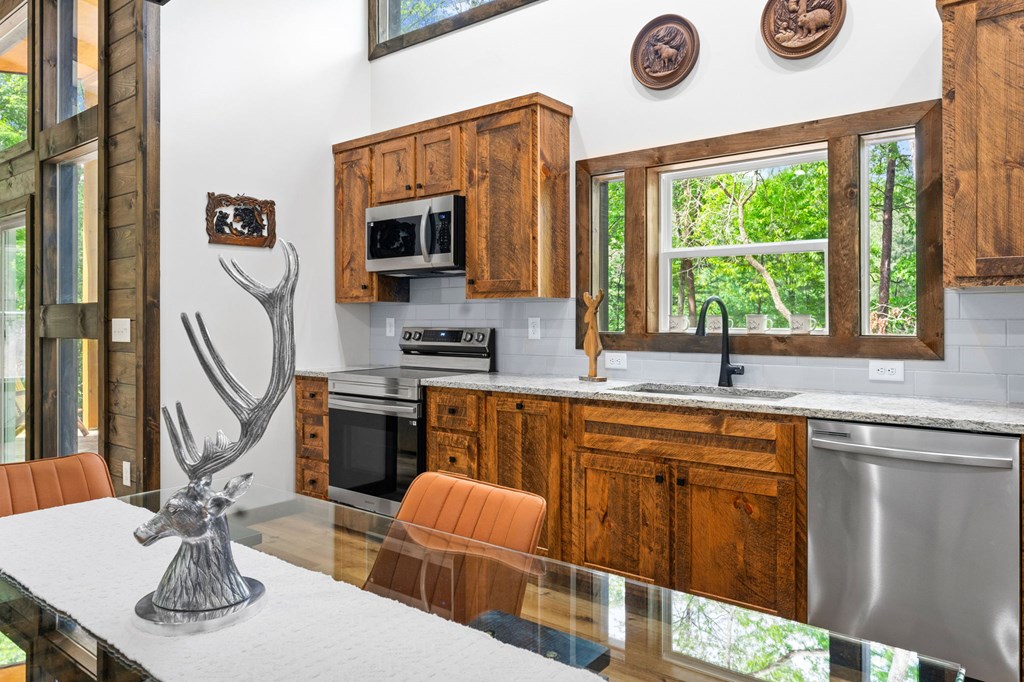415867 Ellijay Residential