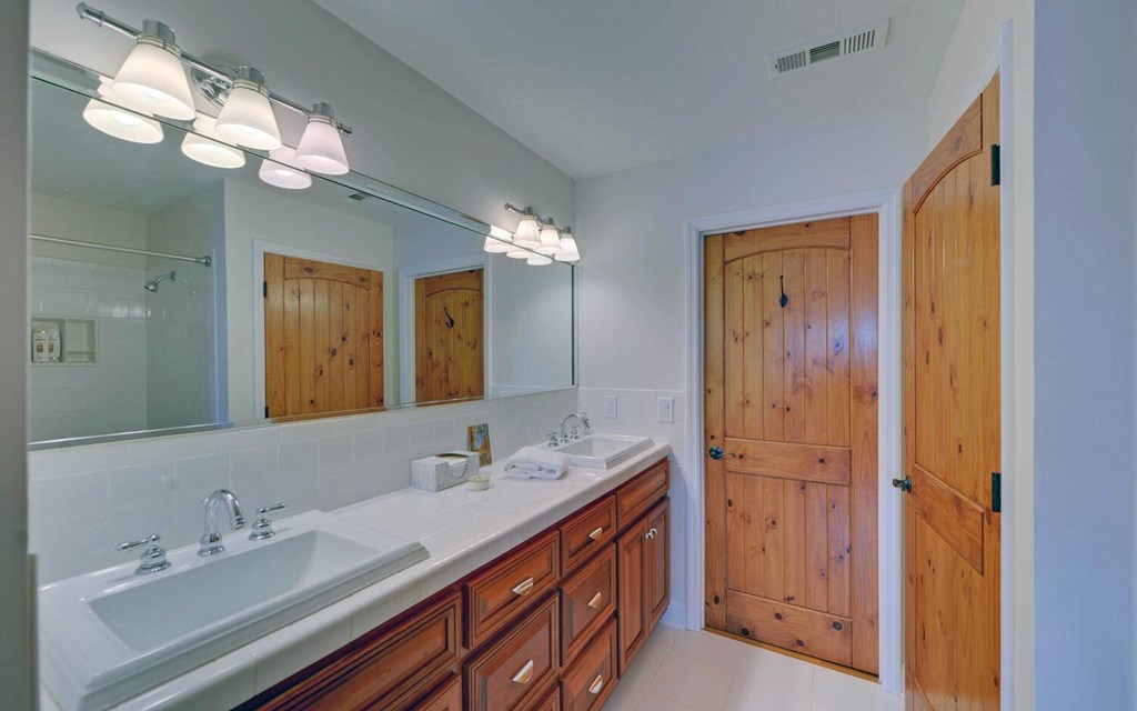 415868 Hiawassee Residential