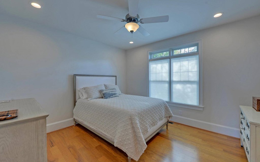 415868 Hiawassee Residential