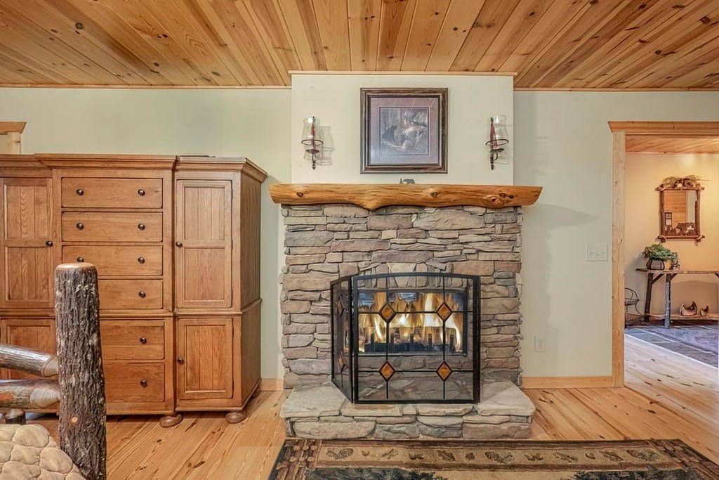 415869 Morganton Residential