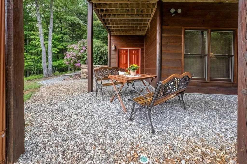 415869 Morganton Residential