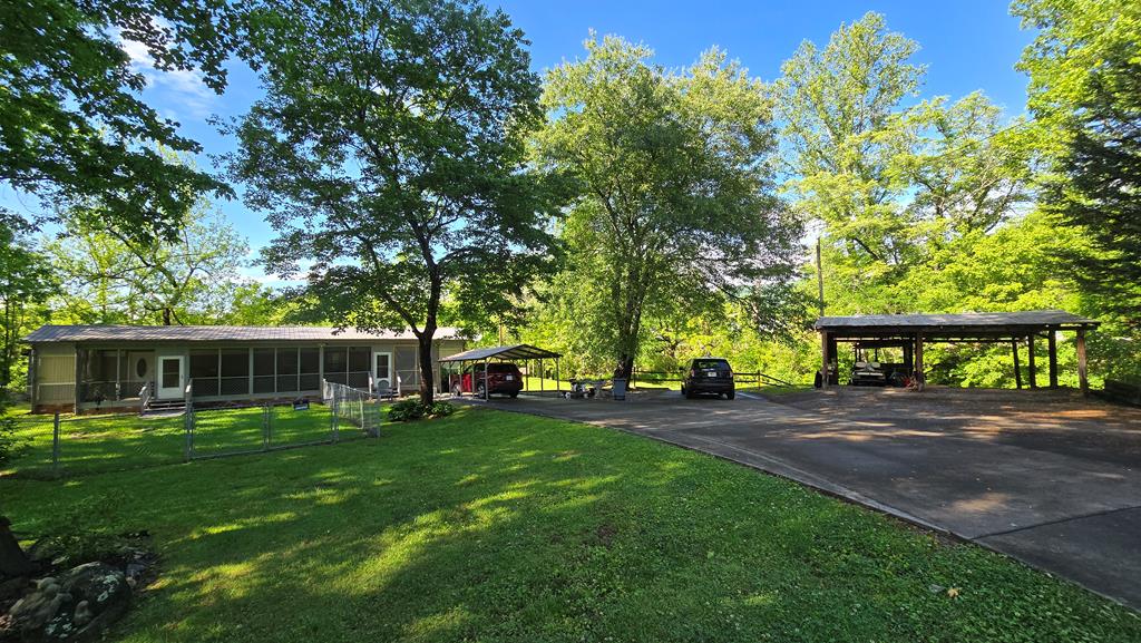 415871 Young Harris Residential
