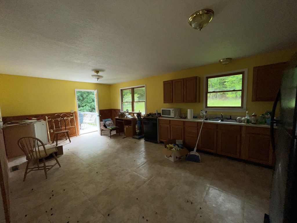 415875 Hayesville Residential