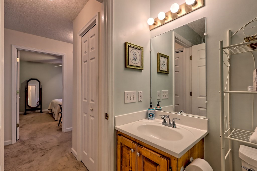 415879 Hiawassee Residential